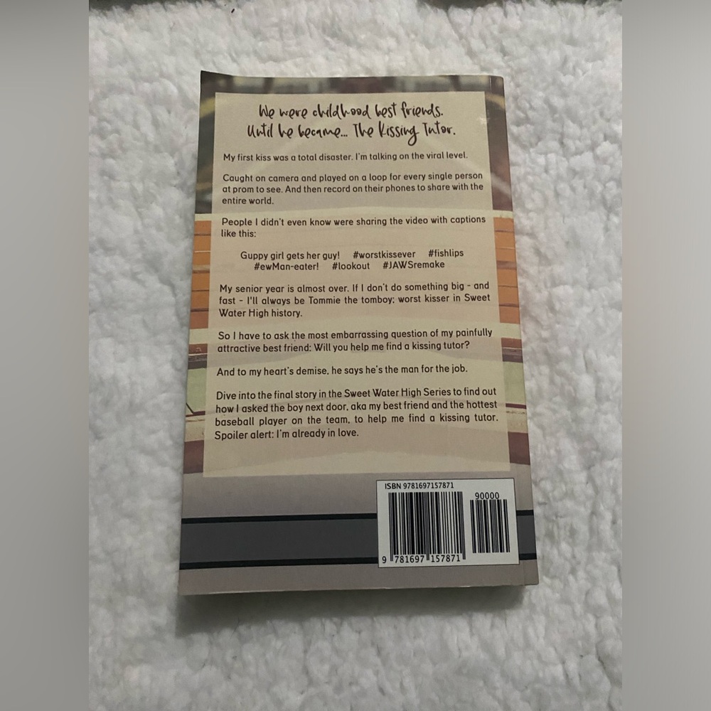 Sweet Water High Book Collection - Picture 15 of 16